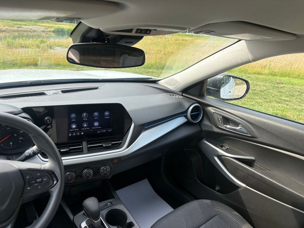 2025 Chevrolet Trax LS