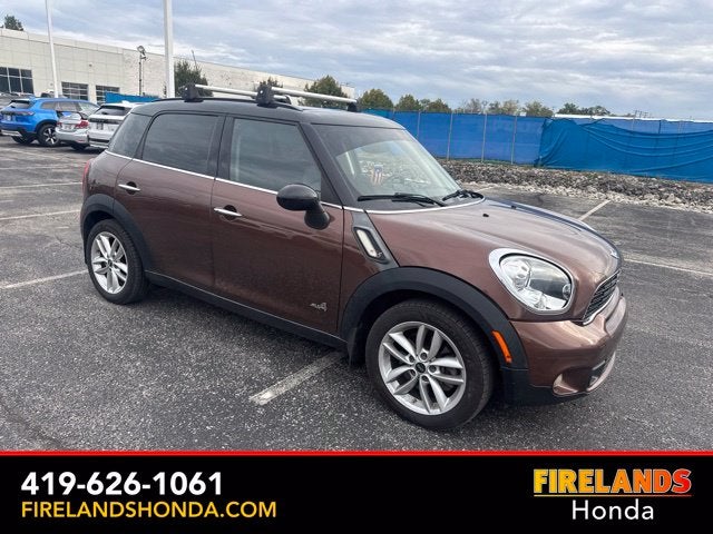 2014 MINI Cooper S Countryman Base