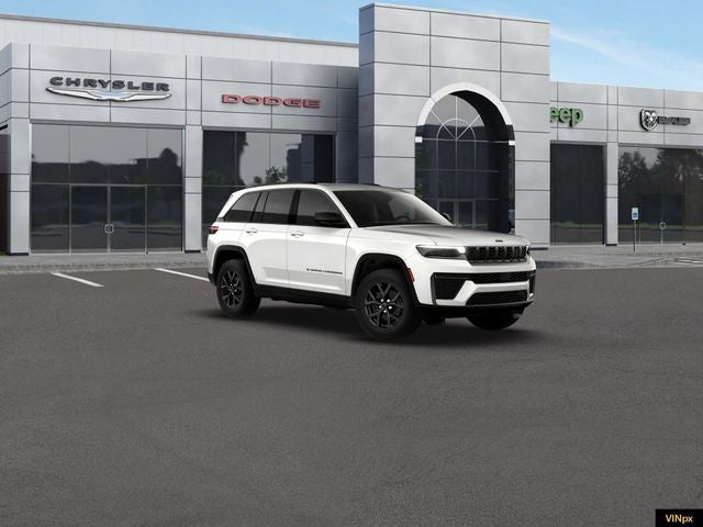 2026 Jeep Grand Cherokee Laredo Altitude