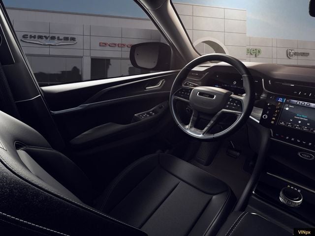 2026 Jeep Grand Cherokee Laredo Altitude