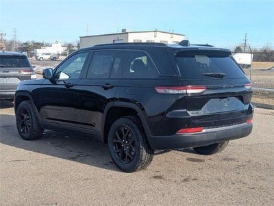 2026 Jeep Grand Cherokee Laredo