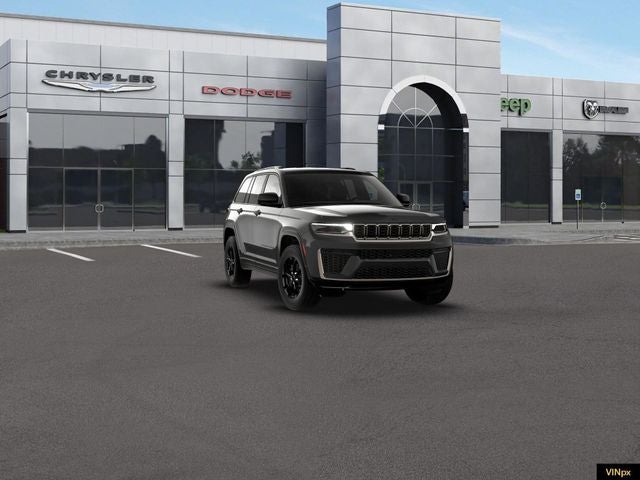 2026 Jeep Grand Cherokee Laredo Altitude