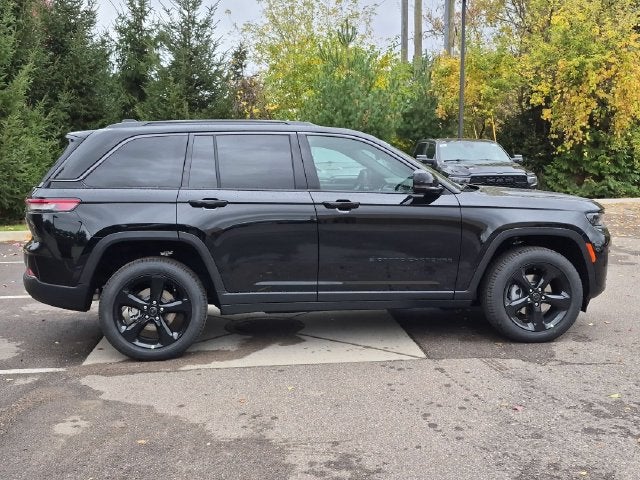 2027 Jeep Grand Cherokee Limited