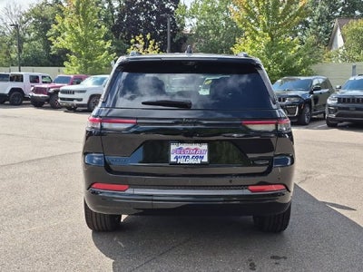 2027 Jeep Grand Cherokee Summit