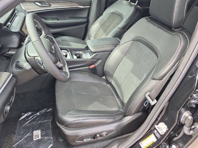 2027 Jeep Grand Cherokee L Laredo Altitude