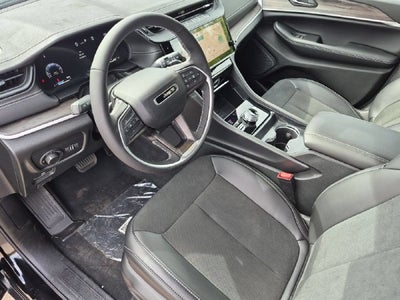 2027 Jeep Grand Cherokee L Laredo Altitude