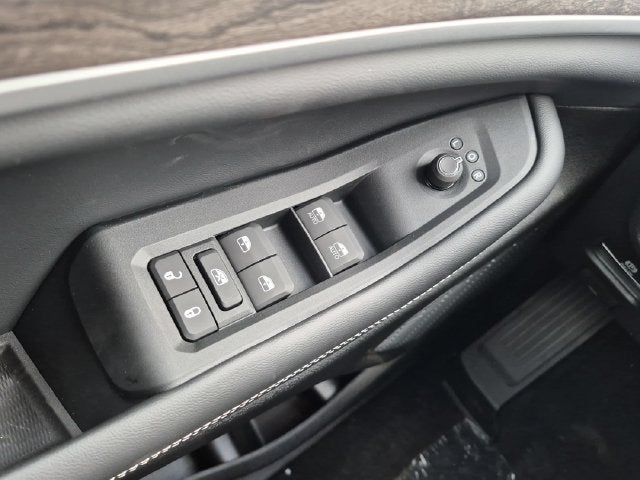 2027 Jeep Grand Cherokee L Laredo Altitude
