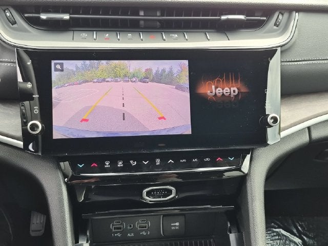 2027 Jeep Grand Cherokee L Laredo Altitude