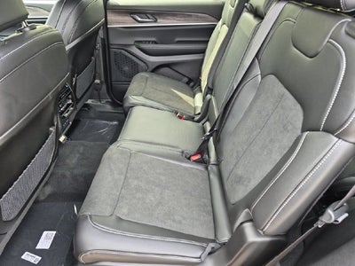 2027 Jeep Grand Cherokee L Laredo Altitude