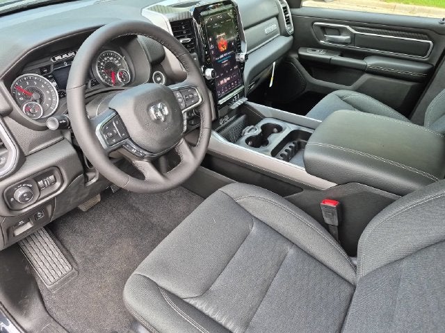 2027 RAM 1500 Big Horn/Lone Star