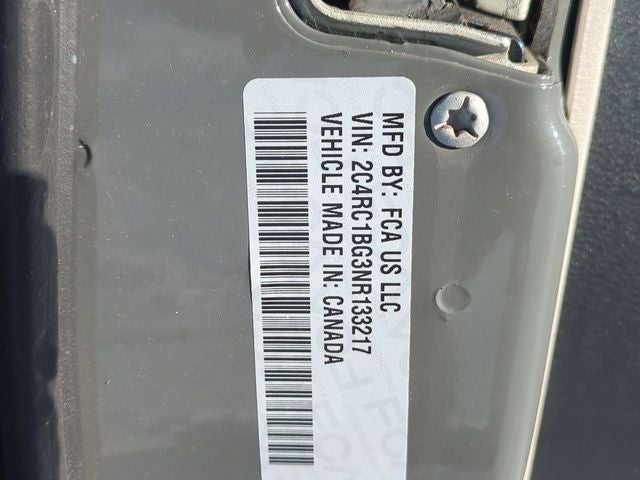 2022 Chrysler Pacifica Touring L