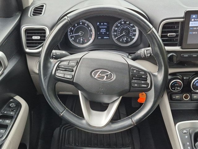 2022 Hyundai Venue SEL