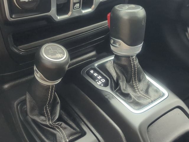 2022 Jeep Wrangler Unlimited Unlimited Sahara 4x4