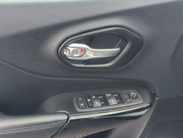 2023 Jeep Cherokee Altitude Lux 4x4