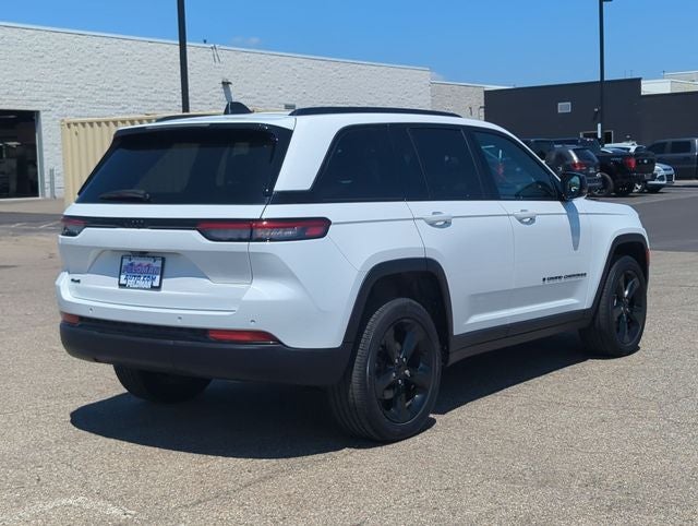 2023 Jeep Grand Cherokee Altitude 4x4