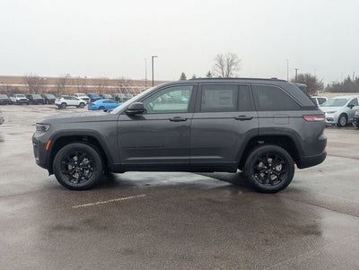 2026 Jeep Grand Cherokee GRAND CHEROKEE LAREDO ALTITUDE 4X4