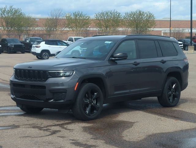 2023 Jeep Grand Cherokee L Altitude 4x4