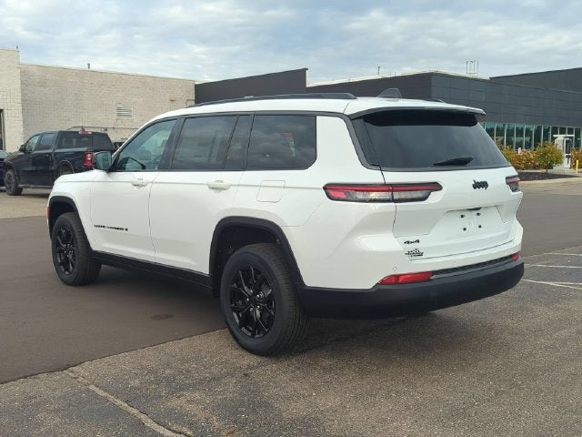 2026 Jeep Grand Cherokee L GRAND CHEROKEE L LAREDO ALTITUDE 4X4
