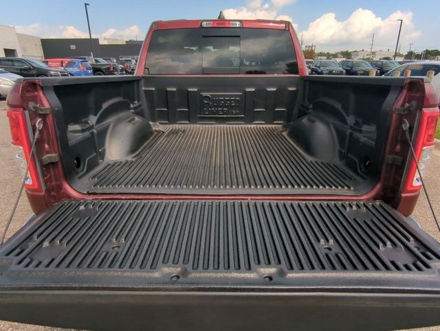 2020 RAM 1500 Big Horn Crew Cab 4x4 5'7' Box