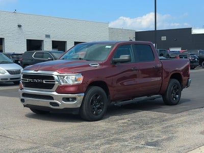 2020 RAM 1500 Big Horn Crew Cab 4x4 5'7' Box