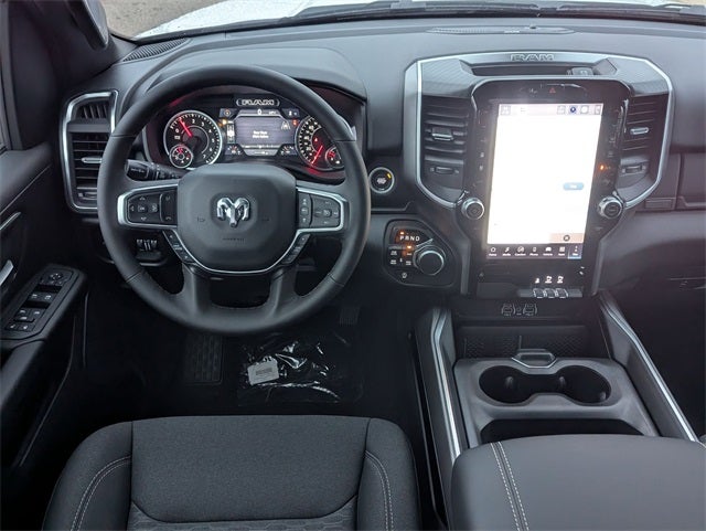 2025 RAM 1500 RAM 1500 BIG HORN CREW CAB 4X4 5'7' BOX