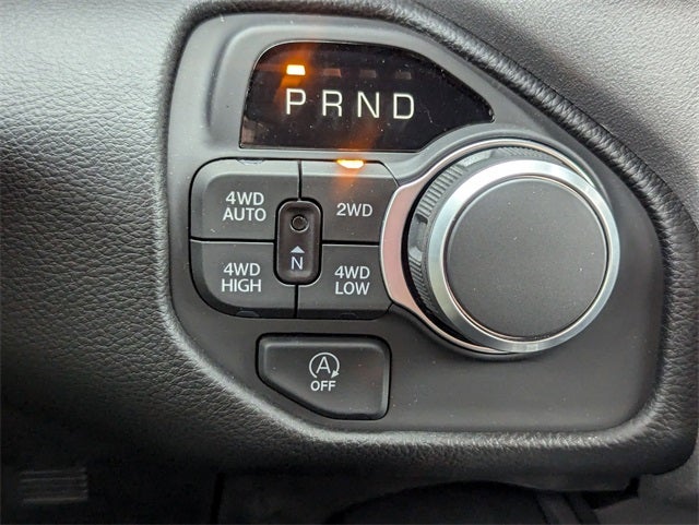 2025 RAM 1500 RAM 1500 BIG HORN CREW CAB 4X4 5'7' BOX