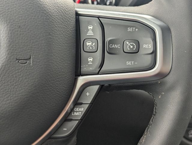 2025 RAM 1500 RAM 1500 BIG HORN CREW CAB 4X4 5'7' BOX