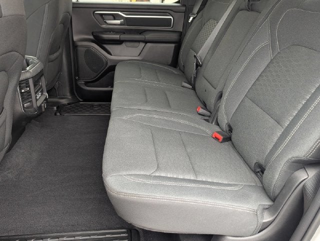 2025 RAM 1500 RAM 1500 BIG HORN CREW CAB 4X4 5'7' BOX