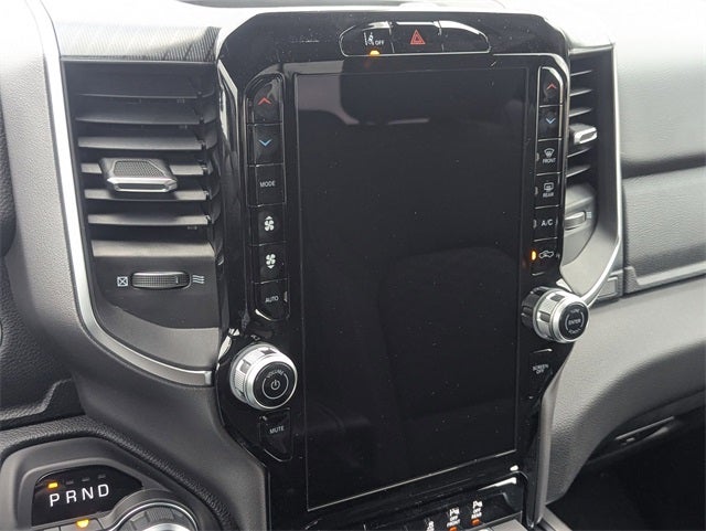 2025 RAM 1500 RAM 1500 BIG HORN CREW CAB 4X4 5'7' BOX