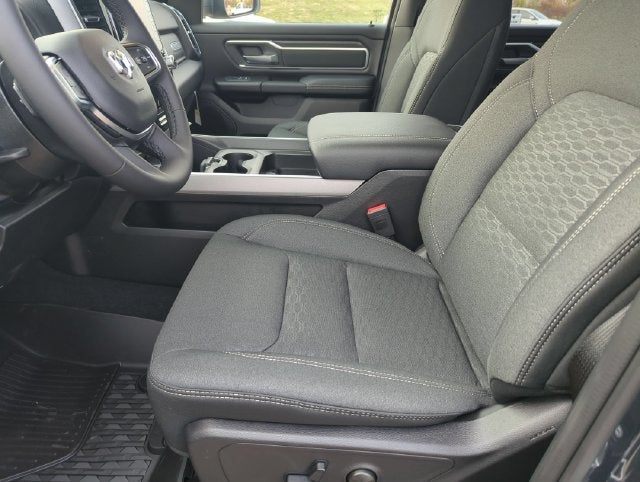 2027 RAM 1500 RAM 1500 BIG HORN CREW CAB 4X4 5'7' BOX