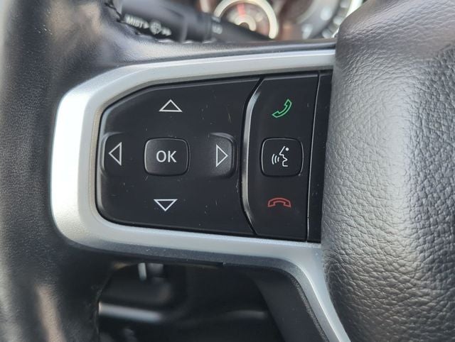 2020 RAM 1500 Big Horn Crew Cab 4x4 5'7' Box