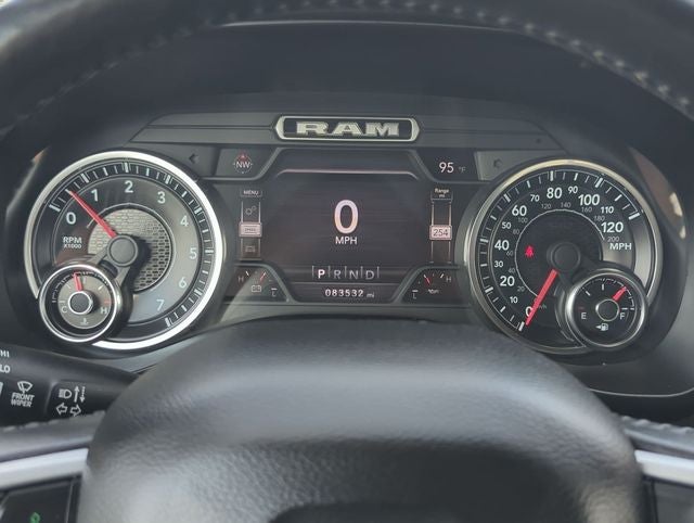 2020 RAM 1500 Big Horn Crew Cab 4x4 5'7' Box