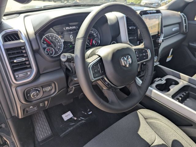 2027 RAM 1500 RAM 1500 BIG HORN CREW CAB 4X4 5'7' BOX