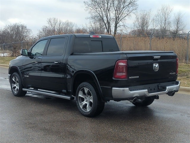 2019 RAM 1500 Laramie Crew Cab 4x4 5'7' Box