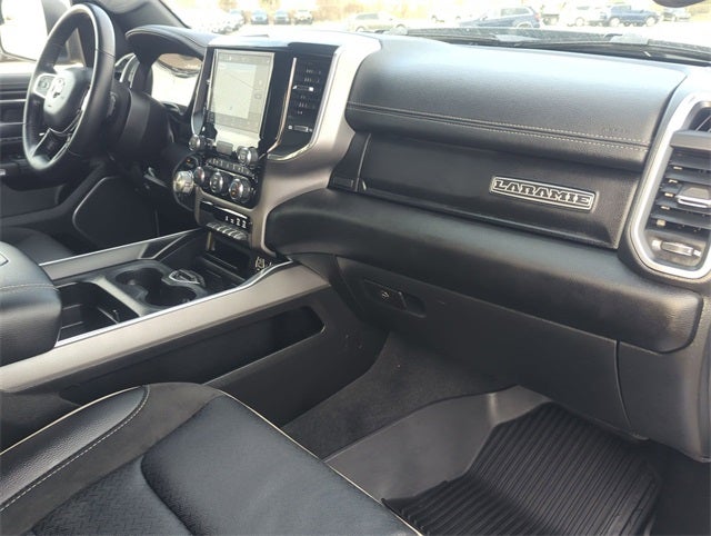 2022 RAM 1500 Laramie Crew Cab 4x4 5'7' Box