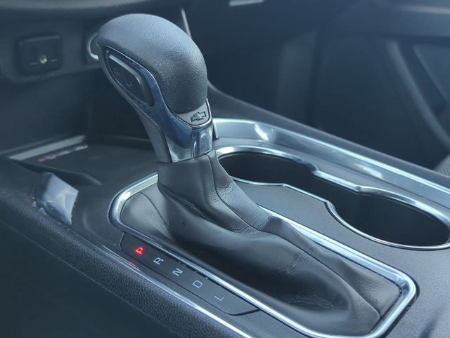 2023 Chevrolet Traverse FWD LT Cloth