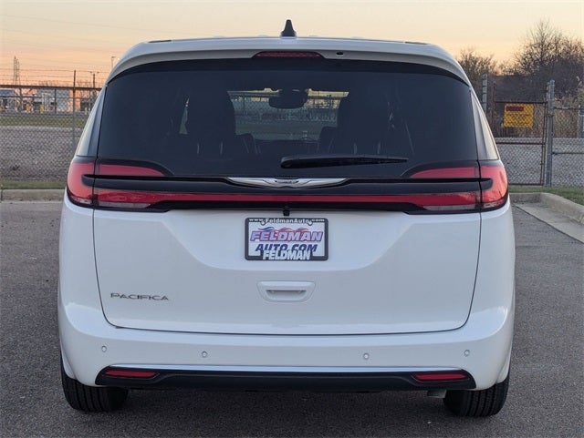 2026 Chrysler Pacifica PACIFICA SELECT