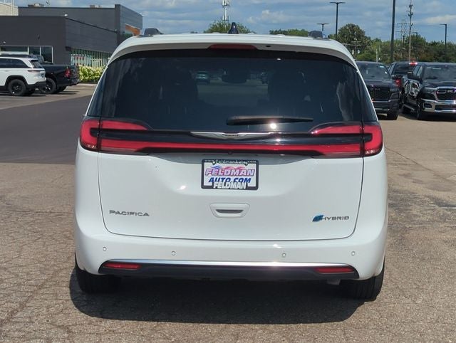 2024 Chrysler Pacifica Hybrid Pinnacle
