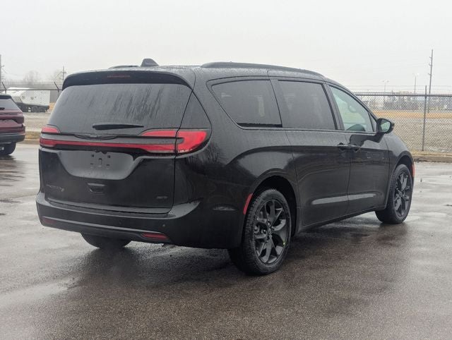 2026 Chrysler Pacifica PACIFICA SELECT AWD
