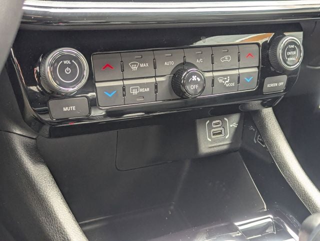 2025 Jeep Compass COMPASS LIMITED 4X4