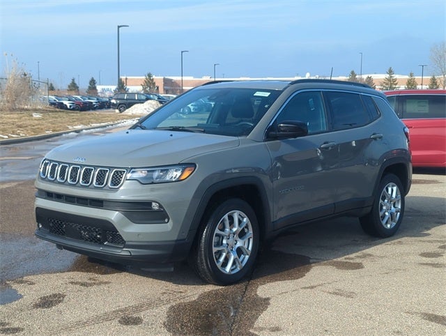 2023 Jeep Compass Latitude Lux FWD