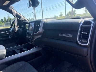 2020 RAM 1500 Big Horn Crew Cab 4x4 5'7" Box