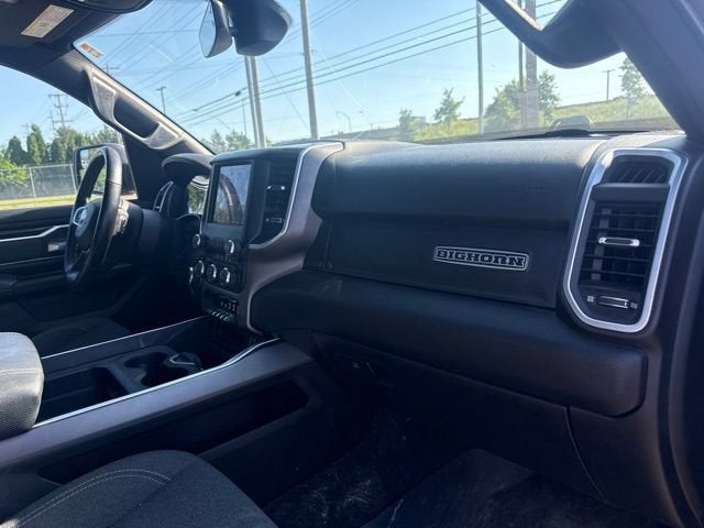 2020 RAM 1500 Big Horn Crew Cab 4x4 5'7" Box