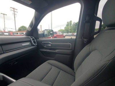 2023 RAM 1500 Big Horn Crew Cab 4x4 6'4" Box