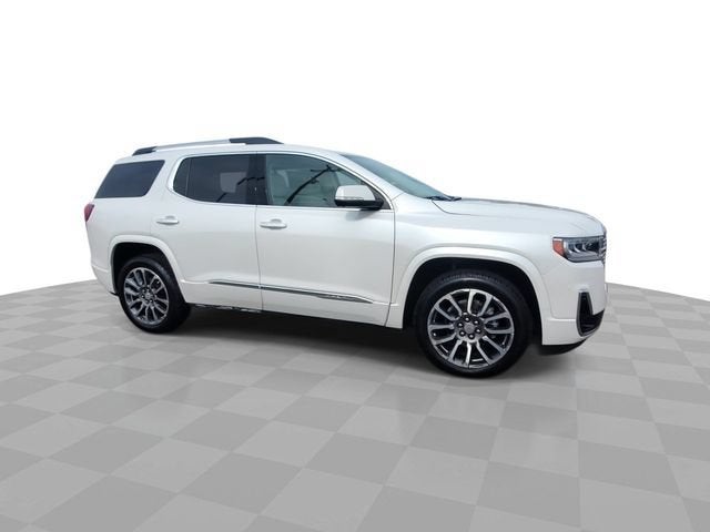 2022 GMC Acadia Denali
