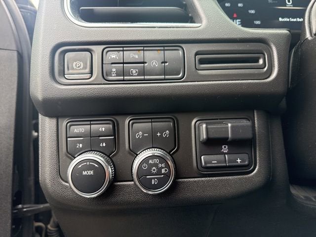 2024 GMC Yukon XL SLT