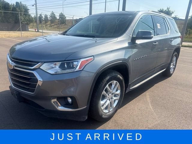 2021 Chevrolet Traverse LT Cloth