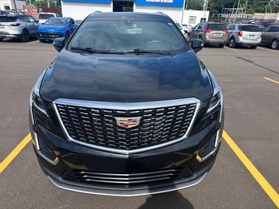 2022 Cadillac XT5 Premium Luxury