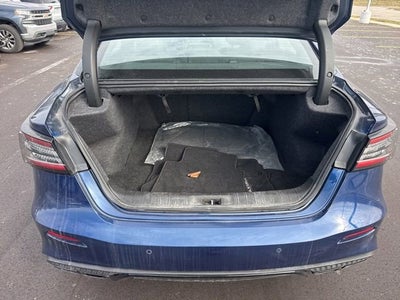 2020 Nissan Maxima SR