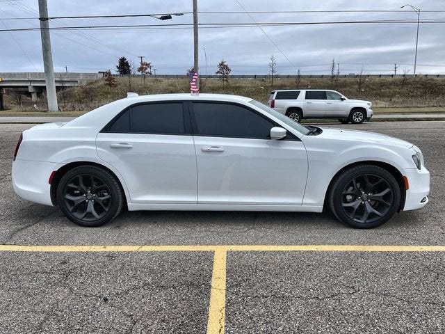 2021 Chrysler 300 300S